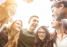 Nächstenliebe praktisch – Hilfsprojekte in der eigenen Stadt